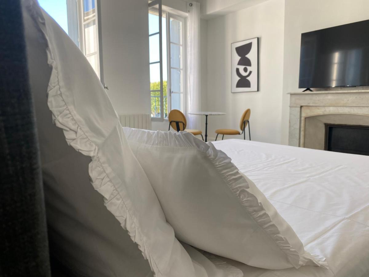 Maison D'Hotes Le 1853 Narbonne Bagian luar foto