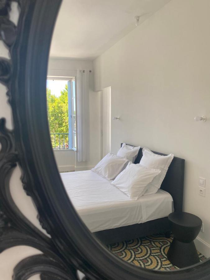 Maison D'Hotes Le 1853 Narbonne Bagian luar foto
